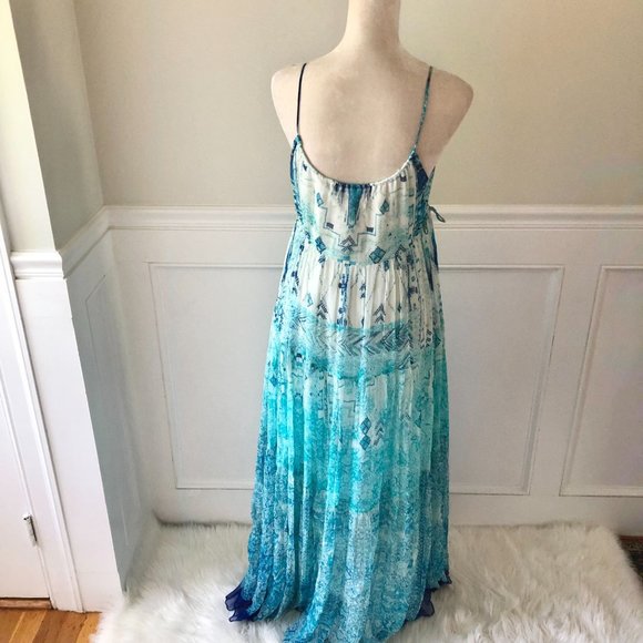 HEMANT & NANDITA Blue and White Maxi Dress - Picture 7 of 9